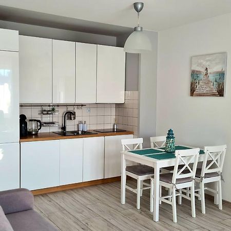 Apartament Z Garazem W Kolobrzegu Apartment Bagian luar foto