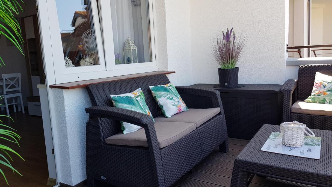 Apartament Z Garazem W Kolobrzegu Apartment Bagian luar foto