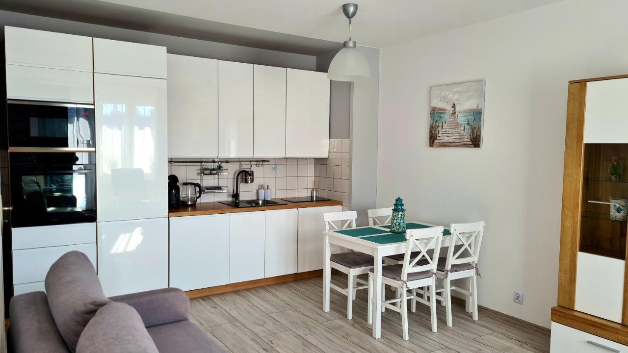 Apartament Z Garazem W Kolobrzegu Apartment Bagian luar foto
